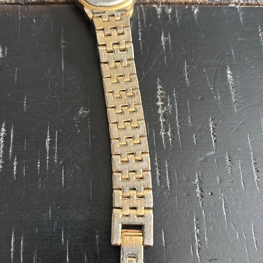 Jules Jurgensen Very Vintage Since 1970’s Tarnished Dainty Quartz Watch​​